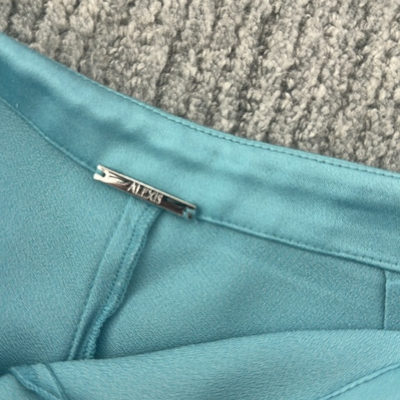 ALEXIS SET - Picture 11 of 12